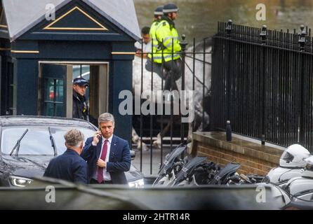 Londres, Royaume-Uni. 2nd mars 2022. Vadym Prystaiko, ambassadeur ukranien au Royaume-Uni, arrive à Downing Street pour une rencontre avec Boris Johnson. Crédit : Mark Thomas/Alay Live News Banque D'Images