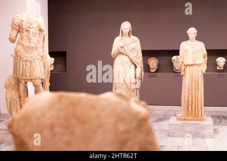 Statues de philosophes grecs anciens, Musée archéologique d'Héraklion, île de Crète, Grèce Banque D'Images