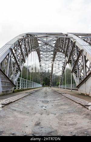 Wylam, Northumberland, Angleterre : 8th février 2022 : pont de la banque Hagg sur la rivière Tyne Banque D'Images