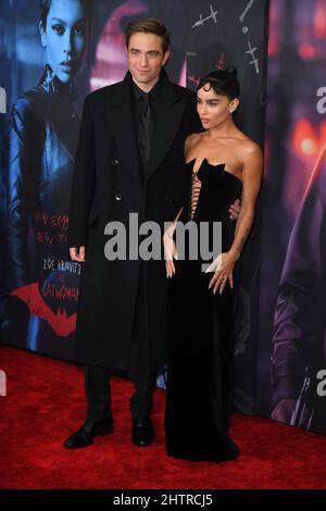 Robert Pattinson et Zoe Kravitz assistent à la première mondiale de Batman le 01 mars 2022 à New York. Banque D'Images