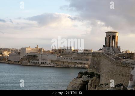 Vue sur le Siege Bell à la Valette, Malte Banque D'Images