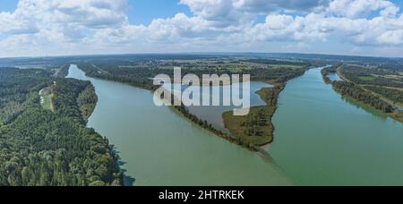 Vue aérienne sur Inn-Salzach-Confluence à la frontière entre l'Autriche et la Bavière Banque D'Images