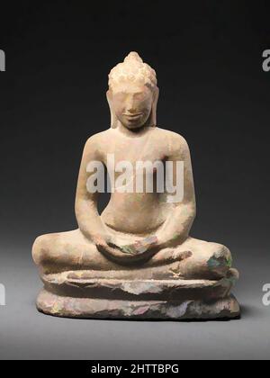 Art inspiré par Bouddha assis, avant la période d'Angkor, 7th–8th siècle, Cambodge ou Vietnam, grès, H. 15 7/8 po (40,3 cm) ; est. 15 3/4 po 940 cm) ; D. est. 9 13/16 po (25 cm), Sculpture, c'est l'un des petits groupes de bouddhistes du sud-est asiatique. La figure se trouve dans une croix, les œuvres classiques modernisées par Artotop avec un peu de modernité. Formes, couleur et valeur, impact visuel accrocheur sur l'art émotions par la liberté d'œuvres d'art d'une manière contemporaine. Un message intemporel qui cherche une nouvelle direction créative. Artistes qui se tournent vers le support numérique et créent le NFT Artotop Banque D'Images