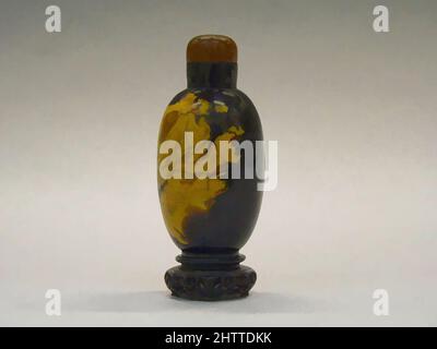 Art inspiré par la bouteille de tabac à priser, Qing Dynasty (1644–1911), 19th Century, Chine, Ambre, H. 3 1/4 po (8,3 cm), bouteilles de tabac à priser, oeuvres classiques modernisées par Artotop avec une touche de modernité. Formes, couleur et valeur, impact visuel accrocheur sur l'art émotions par la liberté d'œuvres d'art d'une manière contemporaine. Un message intemporel qui cherche une nouvelle direction créative. Artistes qui se tournent vers le support numérique et créent le NFT Artotop Banque D'Images