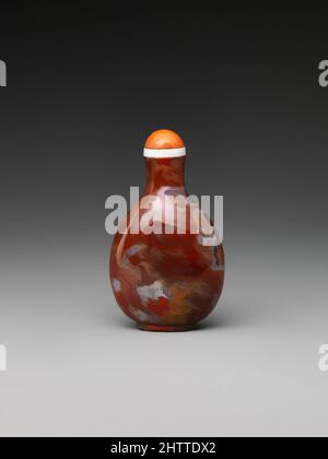 Art inspiré par la bouteille de tabac à priser, Qing Dynasty (1644–1911), 19th Century, Chine, agate avec bouchon de corail, H. 2 po. (5,1 cm), bouteilles de tabac à priser, oeuvres classiques modernisées par Artotop avec une touche de modernité. Formes, couleur et valeur, impact visuel accrocheur sur l'art émotions par la liberté d'œuvres d'art d'une manière contemporaine. Un message intemporel qui cherche une nouvelle direction créative. Artistes qui se tournent vers le support numérique et créent le NFT Artotop Banque D'Images