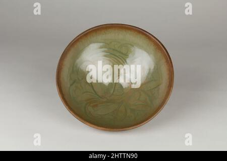 Art inspiré par Bowl, Song Dynasty (960–1279), Chine, poterie, H. 2 3/4 po. (7 cm) ; diamètre 7 1/2 po (19,1 cm), céramique, oeuvres classiques modernisées par Artotop avec une touche de modernité. Formes, couleur et valeur, impact visuel accrocheur sur l'art émotions par la liberté d'œuvres d'art d'une manière contemporaine. Un message intemporel qui cherche une nouvelle direction créative. Artistes qui se tournent vers le support numérique et créent le NFT Artotop Banque D'Images