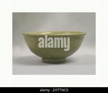 Art inspiré par Bowl, Ming Dynasty (1368–1644), Chine, poterie (Longquan ware?), H. 3 1/4 po. (8,3 cm) ; avec 7 1/8 po (18,1 cm), céramique, oeuvres classiques modernisées par Artotop avec une touche de modernité. Formes, couleur et valeur, impact visuel accrocheur sur l'art émotions par la liberté d'œuvres d'art d'une manière contemporaine. Un message intemporel qui cherche une nouvelle direction créative. Artistes qui se tournent vers le support numérique et créent le NFT Artotop Banque D'Images