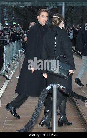 01 mars 2022.Robert Pattinson assister à Warner Bros, Pictures présente la première mondiale du Batman au Lincoln Center Plaza à New York 01 mars 2022 crédit: RW/MediaPunch Banque D'Images