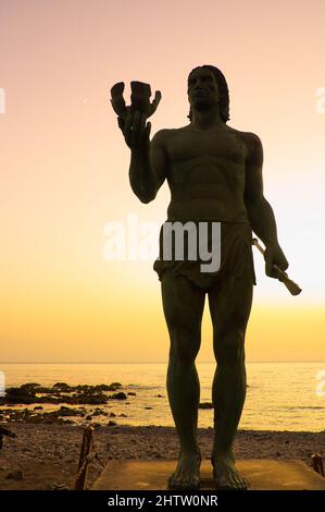 Août 2018. Valle Gran Rey, la Gomera, Îles Canaries, Espagne. Vue de la sculpture de Hautacuperche représente le héros Gomeran, meneur de la Banque D'Images