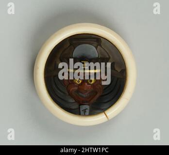 Art inspiré par Netsuke avec tête d'un Sage chinois, 19th siècle, Japon, Ivoire avec disque métallique, Diam. 1 3/4 po (4,4 cm) ; D. 5/8 po (1,6 cm), Netsuke, oeuvres classiques modernisées par Artotop avec une touche de modernité. Formes, couleur et valeur, impact visuel accrocheur sur l'art émotions par la liberté d'œuvres d'art d'une manière contemporaine. Un message intemporel qui cherche une nouvelle direction créative. Artistes qui se tournent vers le support numérique et créent le NFT Artotop Banque D'Images