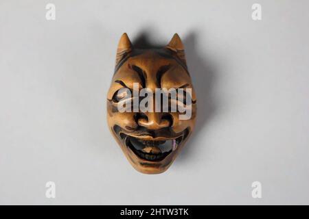 Art inspiré par Netsuke de Noh Mask; Namanari, 19th siècle, Japon, Bois, H. 2 1/4 po (5,7 cm) ; avec 1 3/8 po (3,5 cm) ; D. 3/4 po (1,9 cm), Netsuke, oeuvres classiques modernisées par Artotop avec une touche de modernité. Formes, couleur et valeur, impact visuel accrocheur sur l'art émotions par la liberté d'œuvres d'art d'une manière contemporaine. Un message intemporel qui cherche une nouvelle direction créative. Artistes qui se tournent vers le support numérique et créent le NFT Artotop Banque D'Images