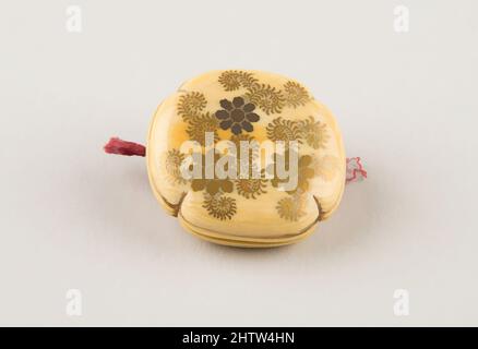 Art inspiré par Netsuke avec décoration florale, 19th siècle, Japon, Ivoire, laque, Netsuke, Classic œuvres modernisées par Artotop avec une touche de modernité. Formes, couleur et valeur, impact visuel accrocheur sur l'art émotions par la liberté d'œuvres d'art d'une manière contemporaine. Un message intemporel qui cherche une nouvelle direction créative. Artistes qui se tournent vers le support numérique et créent le NFT Artotop Banque D'Images