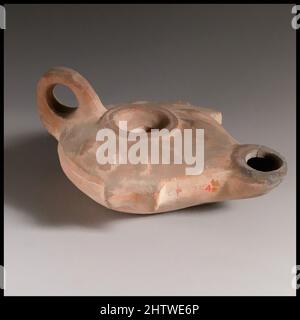 Art inspiré par la lampe, 3rd Century A.D., romain, terre cuite, longueur 9,4 cm. H. 4,6 cm., terracottas, oeuvres classiques modernisées par Artotop avec une touche de modernité. Formes, couleur et valeur, impact visuel accrocheur sur l'art émotions par la liberté d'œuvres d'art d'une manière contemporaine. Un message intemporel qui cherche une nouvelle direction créative. Artistes qui se tournent vers le support numérique et créent le NFT Artotop Banque D'Images