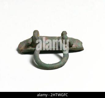 Art inspiré par la poignée d'un bol, chypriote, Bronze, autre: 2 3/4in. (7cm), bronzes, oeuvres classiques modernisées par Artotop avec une touche de modernité. Formes, couleur et valeur, impact visuel accrocheur sur l'art émotions par la liberté d'œuvres d'art d'une manière contemporaine. Un message intemporel qui cherche une nouvelle direction créative. Artistes qui se tournent vers le support numérique et créent le NFT Artotop Banque D'Images