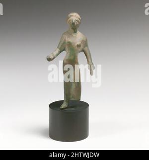 Art inspiré par la statuette d'une femme, Bronze, H. : 3 7/16 po. (8,7 cm), bronzes, oeuvres classiques modernisées par Artotop avec une touche de modernité. Formes, couleur et valeur, impact visuel accrocheur sur l'art émotions par la liberté d'œuvres d'art d'une manière contemporaine. Un message intemporel qui cherche une nouvelle direction créative. Artistes qui se tournent vers le support numérique et créent le NFT Artotop Banque D'Images