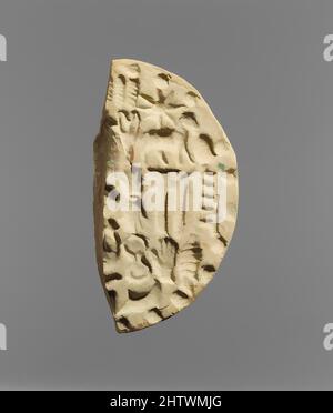 Art inspiré par le fragment de moule en terre cuite, Hellenistic, ca. 300–100 C.-B., grec, sud-italien, terre cuite, total : 5 5/8 x 3in. (14,3 x 7,6cm), terracottas, la moisissure, recouverte d'une variété de symboles différents, a été considérée comme étant utilisée pour l'estampage des gâteaux sacrés. Sinon, The, Classic œuvres modernisées par Artotop avec une touche de modernité. Formes, couleur et valeur, impact visuel accrocheur sur l'art émotions par la liberté d'œuvres d'art d'une manière contemporaine. Un message intemporel qui cherche une nouvelle direction créative. Artistes qui se tournent vers le support numérique et créent le NFT Artotop Banque D'Images