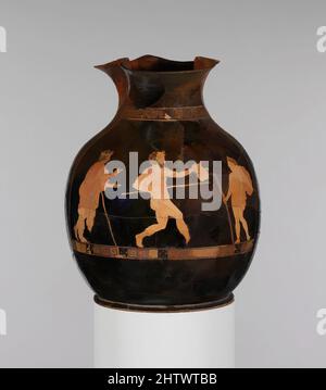 Art inspiré par l'oinochoe de terre cuite : chos (carafe), classique, ca. 420 av. J.-C., grec, Attique, terre cuite ; figure rouge, H. 8 11/16 po (22,1 cm), vases, trois komasts (fêtards). La torche tenue par la figure à droite et la carafe brandissée par celle au centre indiquent que les hommes sont ', les œuvres classiques modernisées par Artotop avec un peu de modernité. Formes, couleur et valeur, impact visuel accrocheur sur l'art émotions par la liberté d'œuvres d'art d'une manière contemporaine. Un message intemporel qui cherche une nouvelle direction créative. Artistes qui se tournent vers le support numérique et créent le NFT Artotop Banque D'Images