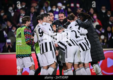Florence, Italie. 2nd mars 2022. Les joueurs du FC Juventus célèbrent le but de Fiorentina lors du match de football demi-fin de la coupe d'Italie entre Fiorentina et le FC Juventus à Florence, en Italie, le 2 mars 2022. Crédit: Alberto Lingria/Xinhua/Alay Live News Banque D'Images