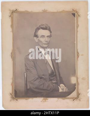 Art inspiré par Abraham Lincoln, 20 mai 1860, imprimé en papier salé de verre négatif, image: 19,9 x 14,5 cm (7 13/16 x 5 11/16 po.), photographies, William Marsh (américain, actif Springfield, Illinois, 1850s–1860s), cette photographie, faite à Springfield, Illinois, le 20 mai, 1860, a été, les œuvres classiques modernisées par Artotop avec une touche de modernité. Formes, couleur et valeur, impact visuel accrocheur sur l'art émotions par la liberté d'œuvres d'art d'une manière contemporaine. Un message intemporel qui cherche une nouvelle direction créative. Artistes qui se tournent vers le support numérique et créent le NFT Artotop Banque D'Images