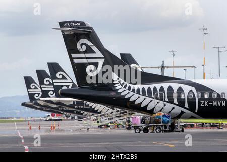 Avion Air New Zealand à l'aéroport d'Auckland (Nouvelle-Zélande) le lundi 28 février 2022. Banque D'Images