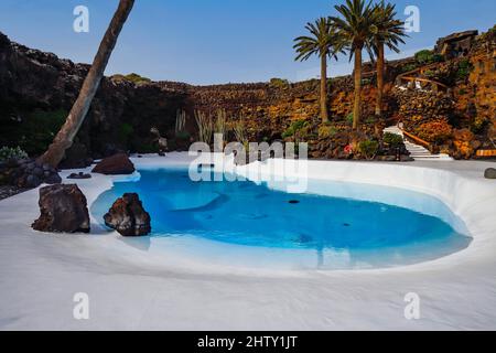 Jameos del Agua, complexe de jardin avec piscine, conçu par Cesar Manrique, Lanzarote, îles Canaries, Espagne Banque D'Images