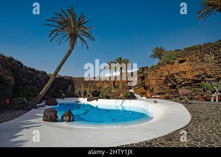 Jameos del Agua, complexe de jardin avec piscine, conçu par Cesar Manrique, Lanzarote, îles Canaries, Espagne Banque D'Images