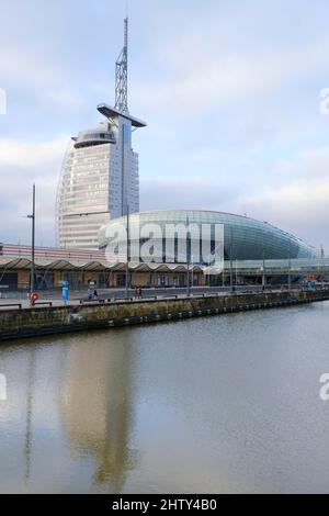 Atlantic Hotel Sail City et Klimahaus, Havenwelten, Bremerhaven, Brême, Allemagne Banque D'Images