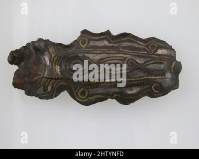 Art inspiré par le fragment de plaque de ceinture, 500–700, incrustation franc, fer, argent et laiton, total : 2 7/8 x 1 1/4 x 3/16 po. (7,3 x 3,2 x 0,5 cm), Metalwork-Iron, œuvres classiques modernisées par Artotop avec une touche de modernité. Formes, couleur et valeur, impact visuel accrocheur sur l'art émotions par la liberté d'œuvres d'art d'une manière contemporaine. Un message intemporel qui cherche une nouvelle direction créative. Artistes qui se tournent vers le support numérique et créent le NFT Artotop Banque D'Images