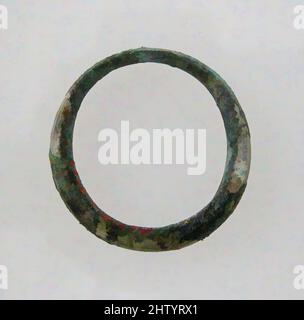 Art inspiré par Plain Ring, 7th siècle, fabriqué à Niederbreisig, Allemagne, Frankish, Alliage de cuivre, total : 7/8 x 1/8 po. (2,2 x 0,3 cm), Metalwork-alliage de cuivre, oeuvres classiques modernisées par Artotop avec une touche de modernité. Formes, couleur et valeur, impact visuel accrocheur sur l'art émotions par la liberté d'œuvres d'art d'une manière contemporaine. Un message intemporel qui cherche une nouvelle direction créative. Artistes qui se tournent vers le support numérique et créent le NFT Artotop Banque D'Images