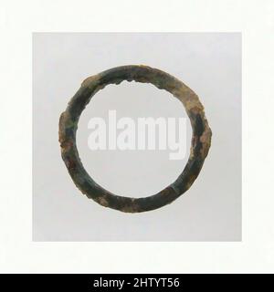 Art inspiré de Plain Ring, 7th Century, Frankish, alliage de cuivre, total: 11/16 x 1/16 po. (1,8 x 0,2 cm), Metalwork-alliage de cuivre, oeuvres classiques modernisées par Artotop avec une touche de modernité. Formes, couleur et valeur, impact visuel accrocheur sur l'art émotions par la liberté d'œuvres d'art d'une manière contemporaine. Un message intemporel qui cherche une nouvelle direction créative. Artistes qui se tournent vers le support numérique et créent le NFT Artotop Banque D'Images