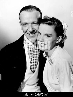 JUDY GARLAND et FRED ASTAIRE dans LE DÉFILÉ DE PÂQUES (1948), dirigé par CHARLES WALTERS. Crédit: M.G.M. / Album Banque D'Images
