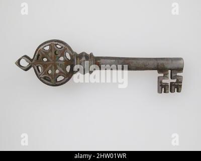 Art inspiré par Key, 15th siècle, allemand, fer, total: 3 1/4 x 1 x 7/16 po. (8,3 x 2,5 x 1,1 cm), Metalwork-Iron, la décoration des serrures et des clés en fer gothique était souvent élaborée et de la plus haute qualité de fabrication. Les motifs étaient souvent tirés de l'architecture gothique, les œuvres classiques modernisées par Artotop avec un peu de modernité. Formes, couleur et valeur, impact visuel accrocheur sur l'art émotions par la liberté d'œuvres d'art d'une manière contemporaine. Un message intemporel qui cherche une nouvelle direction créative. Artistes qui se tournent vers le support numérique et créent le NFT Artotop Banque D'Images