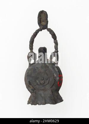 Art inspiré par l'insigne de Pilgrim, 15th siècle, français, plomb, total: 9/16 x 1 7/16in. (1,5 x 3,7cm), Metalwork-Lead, oeuvres classiques modernisées par Artotop avec une touche de modernité. Formes, couleur et valeur, impact visuel accrocheur sur l'art émotions par la liberté d'œuvres d'art d'une manière contemporaine. Un message intemporel qui cherche une nouvelle direction créative. Artistes qui se tournent vers le support numérique et créent le NFT Artotop Banque D'Images