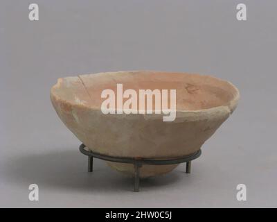 Art inspiré par Footless Cup ou couvercle, 4th–7th siècle, fait à Kharga Oasis, Égypte byzantine, copte, faïence, total: 1 11/16 x 3 9/16 po. (4,3 x 9 cm), céramique, œuvres classiques modernisées par Artotop avec une touche de modernité. Formes, couleur et valeur, impact visuel accrocheur sur l'art émotions par la liberté d'œuvres d'art d'une manière contemporaine. Un message intemporel qui cherche une nouvelle direction créative. Artistes qui se tournent vers le support numérique et créent le NFT Artotop Banque D'Images