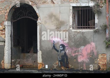 Art de la rue sur un ancien bâtiment abandonné à Venise Banque D'Images