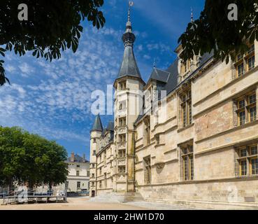 France, ni?vre, Nevers, le Palais Ducal, ancienne résidence des ducs de Nevers est un château de 15th et 16th siècles Banque D'Images