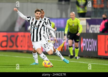 2nd mars 2022 : Stadio Artemio Franchi, Florence, Italie; football demi-fin Coppa Italia, ACF Fiorentina versus Juventus; Manuel Locatelli du FC Juventus Banque D'Images