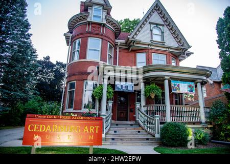 Rues et magasins de Cedarburg, Wisconsin, États-Unis. Cedarburg est une ville du comté d'Ozaukee, Wisconsin, États-Unis. Banque D'Images