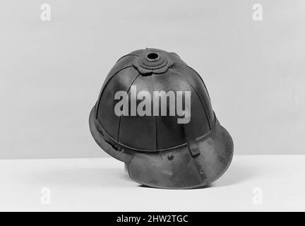 Art inspiré par Helmet (Hachi), 17th siècle, japonais, fer, laque, 6 1/2 po (16,5 cm) x 12 po (30,5 cm), casques, oeuvres classiques modernisées par Artotop avec une touche de modernité. Formes, couleur et valeur, impact visuel accrocheur sur l'art émotions par la liberté d'œuvres d'art d'une manière contemporaine. Un message intemporel qui cherche une nouvelle direction créative. Artistes qui se tournent vers le support numérique et créent le NFT Artotop Banque D'Images