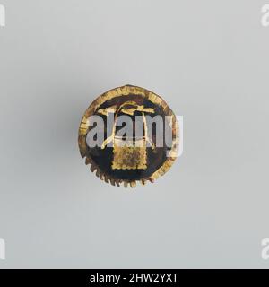 Art inspiré par badge (probablement de Horse Harness), env. 1400, espagnol, cuivre, or, émail, Diam. 1 5/8 po (4,1 cm) ; poids 0,5 oz (14,2 g), Miscellaneous-badges, oeuvres classiques modernisées par Artotop avec un peu de modernité. Formes, couleur et valeur, impact visuel accrocheur sur l'art émotions par la liberté d'œuvres d'art d'une manière contemporaine. Un message intemporel qui cherche une nouvelle direction créative. Artistes qui se tournent vers le support numérique et créent le NFT Artotop Banque D'Images