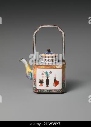 Art inspiré par Teapot avec motif de la 'cent Antiques', dynastie Qing (1644–1911), 19th siècle, Chine, émail peint, H. 6 1/2 po (16,5 cm) ; avec 2 3/4 po (7 cm) ; D. 4 1/2 po (11,4 cm), émaux, oeuvres classiques modernisées par Artotop avec une touche de modernité. Formes, couleur et valeur, impact visuel accrocheur sur l'art émotions par la liberté d'œuvres d'art d'une manière contemporaine. Un message intemporel qui cherche une nouvelle direction créative. Artistes qui se tournent vers le support numérique et créent le NFT Artotop Banque D'Images