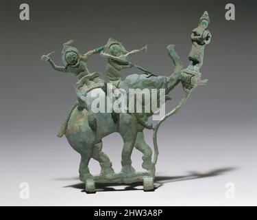 Art inspiré par les démons sur un éléphant avec Adorant, période d'Angkor, fin 12th–début 13th siècle, Cambodge, Bronze, H. 6 5/8 in. (16,8 cm), Metalwork, la présence de figures démoniaques et de Nan Brah Dharani suggère que cette plaque fait partie d'une plus grande composition représentant Bouddha, oeuvres classiques modernisées par Artotop avec un peu de modernité. Formes, couleur et valeur, impact visuel accrocheur sur l'art émotions par la liberté d'œuvres d'art d'une manière contemporaine. Un message intemporel qui cherche une nouvelle direction créative. Artistes qui se tournent vers le support numérique et créent le NFT Artotop Banque D'Images