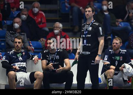 Kassel, Allemagne. 03rd mars 2022. Handball: Bundesliga, MT Melsungen - HSV Hamburg, Matchday 23, Rothenbach-Halle. L'entraîneur de Hambourg, Torsten Jansen, est sur la touche. Credit: Swen Pförtner/dpa/Alay Live News Banque D'Images