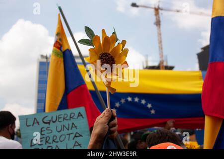 Caracas, Venezuela, 03th mars 2022. Un groupe de manifestants convoqués par l'opposition au gouvernement de Nicolás Maduro s'est concentré dans un rp Banque D'Images