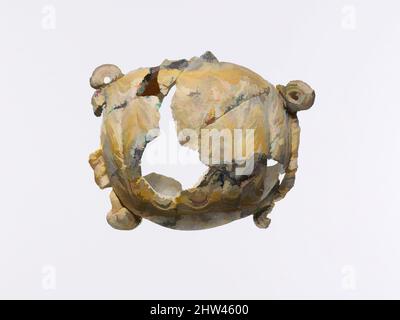 Art inspiré par les aryballos (flacon de parfum) en verre lentoïde, ancien classique ou hellénistique, fin 4th–début 3rd siècle avant J.-C., grec, verre; forme centrale, Groupe II, 3 7/16 x 2 7/8 x 2 1/16 po (8,8 x 7,26 x 5,25 cm), verre, semi-opaque bleu foncé, avec poignées, bobines, Et les pieds dans la même, les œuvres classiques modernisées par Artotop avec une touche de modernité. Formes, couleur et valeur, impact visuel accrocheur sur l'art émotions par la liberté d'œuvres d'art d'une manière contemporaine. Un message intemporel qui cherche une nouvelle direction créative. Artistes qui se tournent vers le support numérique et créent le NFT Artotop Banque D'Images