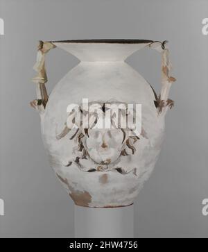 Art inspiré par vase à deux manche en terre cuite, hellénistique précoce, fin 4th–début 3rd siècle avant J.-C., grec, italien du Sud, Apulian, Canosan, Terre cuite, H. 30 3/4 po. (78,1 cm), vases, ce vase est une variante de l'entonnoir-bocal avec des plaques de relief. La forme sous-jacente est comparable. The, Classic œuvres modernisées par Artotop avec une touche de modernité. Formes, couleur et valeur, impact visuel accrocheur sur l'art émotions par la liberté d'œuvres d'art d'une manière contemporaine. Un message intemporel qui cherche une nouvelle direction créative. Artistes qui se tournent vers le support numérique et créent le NFT Artotop Banque D'Images