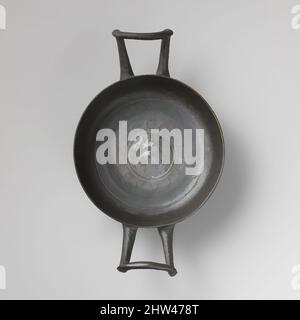 Art inspiré par kylix sans tige en terre cuite (gobelet), hellénistique, fin du 4th–3rd siècle avant J.-C., grec, sud-italien, Campanien, calénien, Terre cuite ; vernis noir, H. : 2 x 4 7/8 po. (5,1 x 12,4 cm), vases, coupes d'argent avec médaillons en relief bas à l'intérieur ont été favorisés de luxe, les œuvres classiques modernisées par Artotop avec une touche de modernité. Formes, couleur et valeur, impact visuel accrocheur sur l'art émotions par la liberté d'œuvres d'art d'une manière contemporaine. Un message intemporel qui cherche une nouvelle direction créative. Artistes qui se tournent vers le support numérique et créent le NFT Artotop Banque D'Images