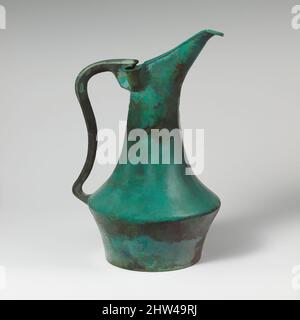 Art inspiré par le bol en bronze et l'oinochoe (carafe), archaïque tardive, fin 6th–début 5th siècle C.-B., étrusque, bronze, H. 9 7/16 po. (24 cm), bronzes, on dit que la verseuse a été trouvée avec le bol. Le bol préserve l'empreinte de la base de la carafe, les œuvres classiques modernisées par Artotop avec une touche de modernité. Formes, couleur et valeur, impact visuel accrocheur sur l'art émotions par la liberté d'œuvres d'art d'une manière contemporaine. Un message intemporel qui cherche une nouvelle direction créative. Artistes qui se tournent vers le support numérique et créent le NFT Artotop Banque D'Images