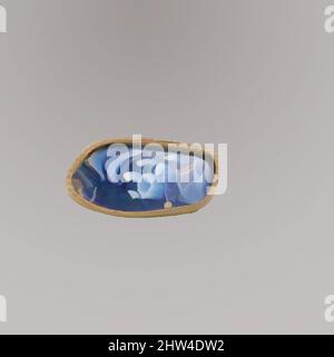 Art inspiré par fragment de mosaïque de verre, début impérial, fin du 1st siècle C.-B.–début du 1st siècle A.D., romain, verre; moulé, autre : 5/8 x 1 3/8 po. (1,6 x 3,5 cm), verre, fragment de corps., bleu cobalt translucide et blanc opaque, avec violet apparaissant rouge brique., Convex côté curving, oeuvres classiques modernisées par Artotop avec une touche de modernité. Formes, couleur et valeur, impact visuel accrocheur sur l'art émotions par la liberté d'œuvres d'art d'une manière contemporaine. Un message intemporel qui cherche une nouvelle direction créative. Artistes qui se tournent vers le support numérique et créent le NFT Artotop Banque D'Images