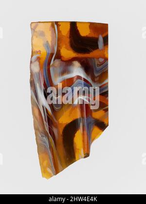 Art inspiré par le fragment de bol en mosaïque de verre, impérial précoce, fin du 1st siècle C.-B.–début du 1st siècle A.D., romain, verre; moulé et outillé, total : 2 1/2 x 1 3/16 po (6,4 x 3 cm), verre, fragment de rebord, brun miel translucide, bleu cobalt, Et blanc opaque., jante légèrement évertie, les œuvres classiques modernisées par Artotop avec une touche de modernité. Formes, couleur et valeur, impact visuel accrocheur sur l'art émotions par la liberté d'œuvres d'art d'une manière contemporaine. Un message intemporel qui cherche une nouvelle direction créative. Artistes qui se tournent vers le support numérique et créent le NFT Artotop Banque D'Images